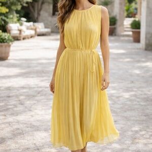 H&M Yellow Pleated Midi Dress Size Medium sleeveless Elegant.